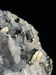 Pirita com Quartzo Agulha